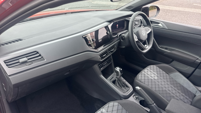 Volkswagen Taigo 1.5 TSI 150 Black Edition 5dr DSG Petrol Hatchback - Image 9